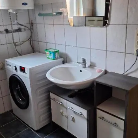 Helle 2,5-zimmer-wohnung Mit Grosser Terrasse Apartmán Geislingen an der Steige