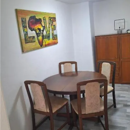 Helle 2,5-zimmer-wohnung Mit Grosser Terrasse Apartmán Geislingen an der Steige